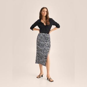 NWT MANGO Floral Print Skirt Size M